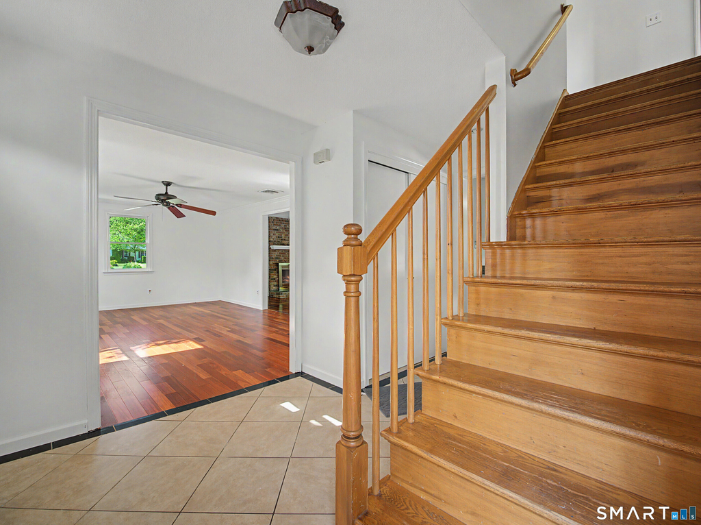 33 Gerald Drive - Photo 9