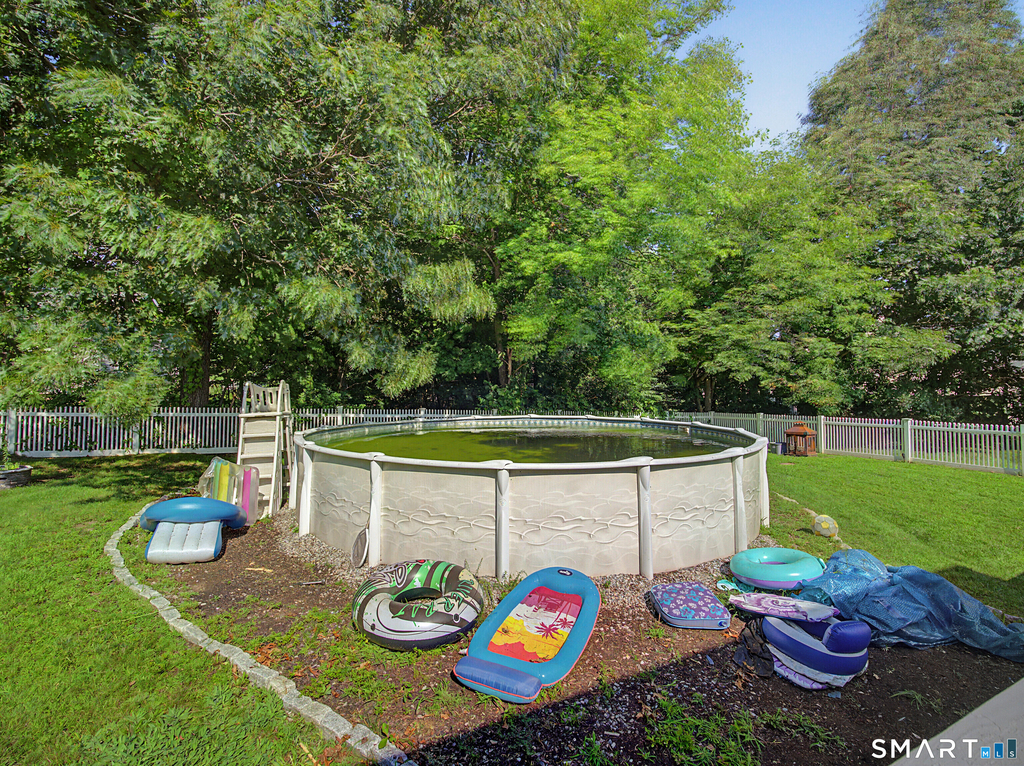 33 Gerald Drive - Photo 37
