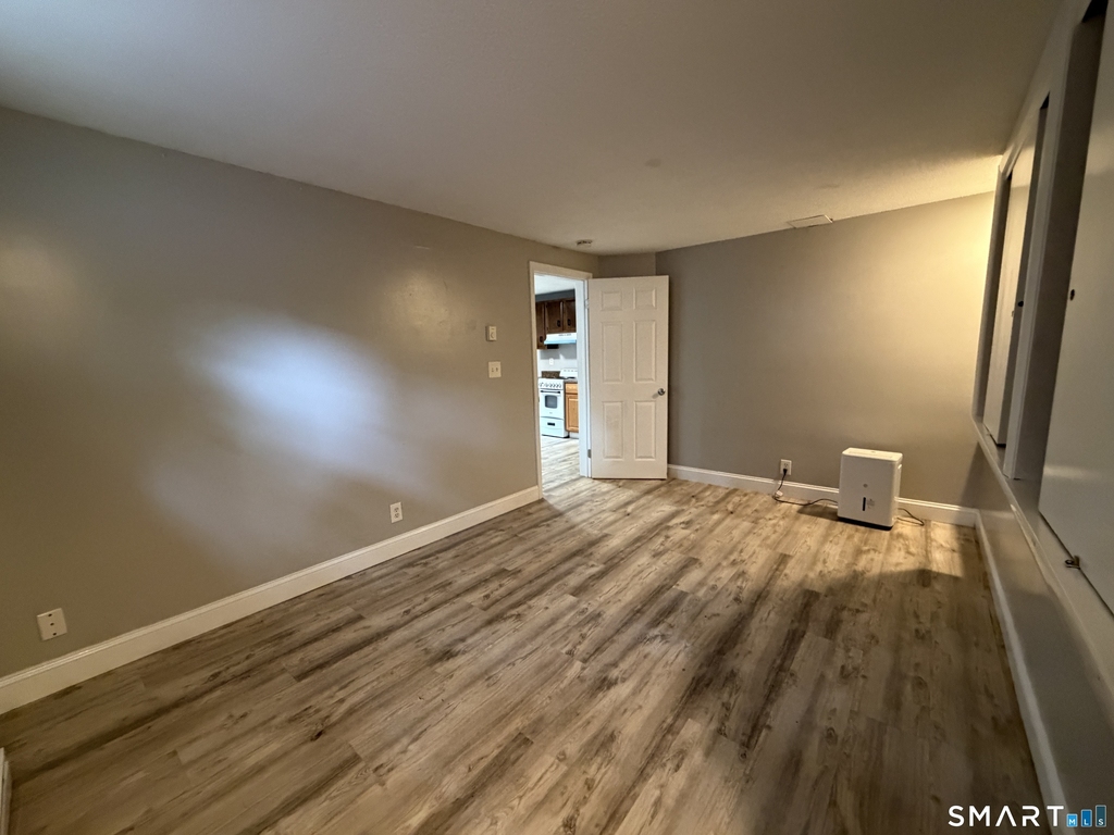 54 Monroe Street - Photo 5