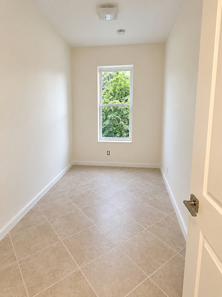 659 Bradford Street - Photo 4