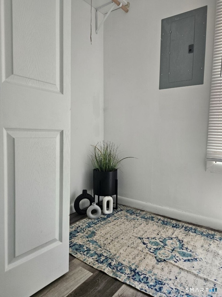 916 Middle Street - Photo 14