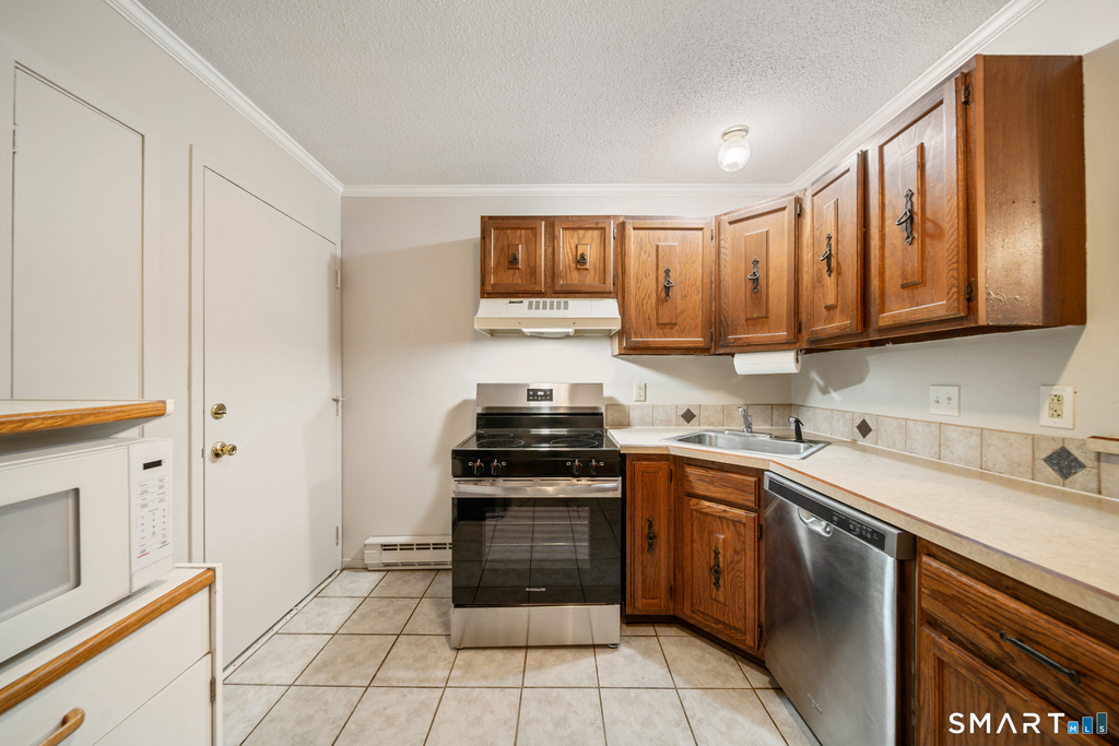 110 Wellington Drive - Photo 5