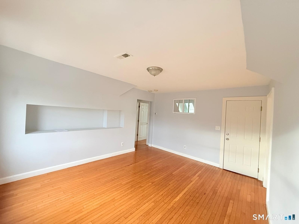 73 Vine Street - Photo 6