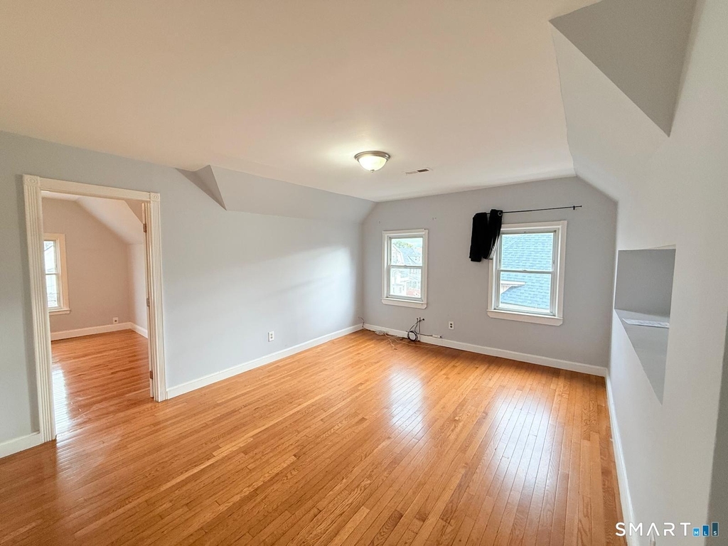 73 Vine Street - Photo 7