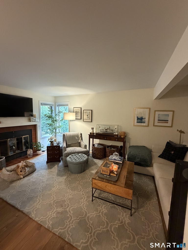 1 Sylvan Lane - Photo 2