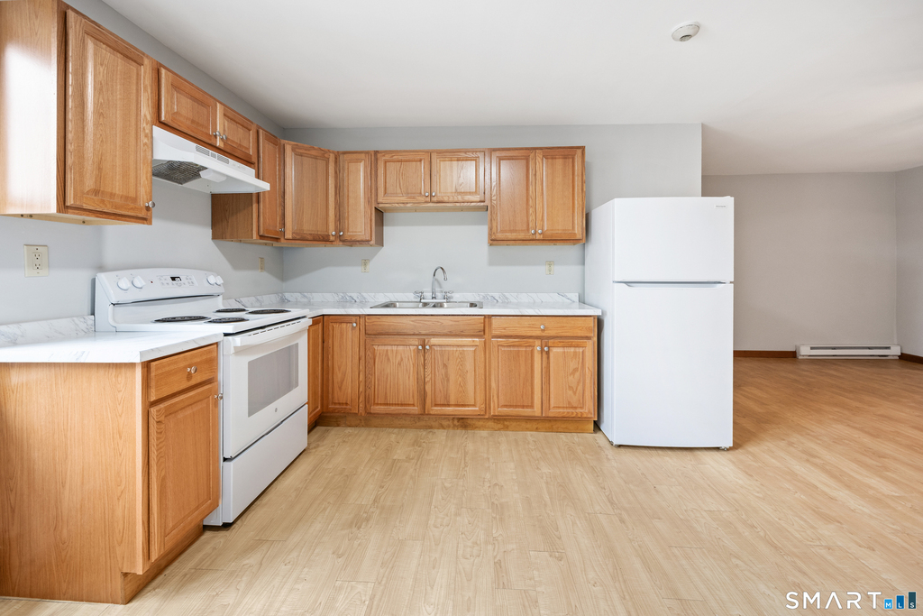 180 Cherry Street - Photo 2