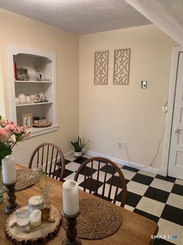37 Maplewood Avenue - Photo 4