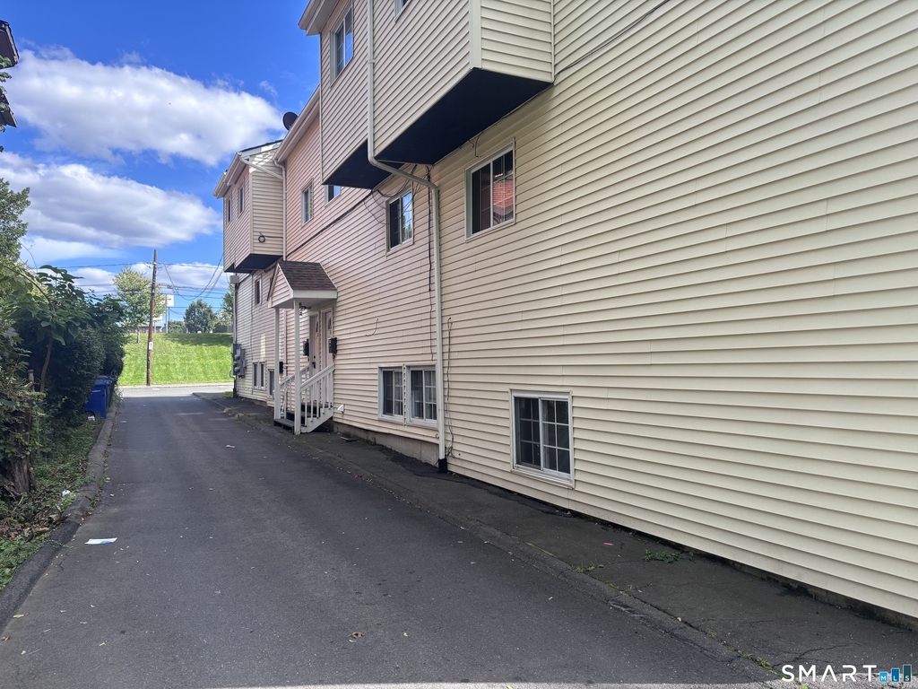 71 Williams Street - Photo 0