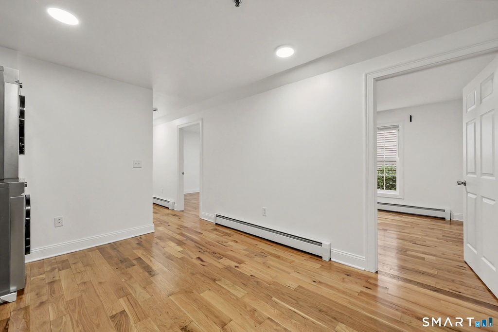 863-865 Brewster Street - Photo 12