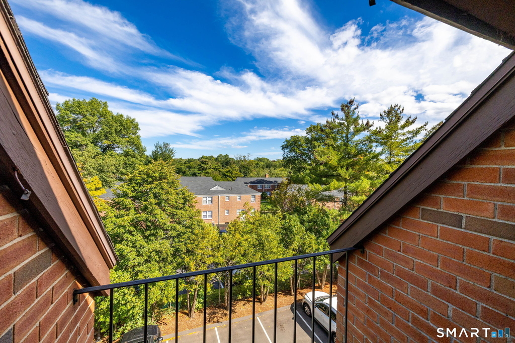 181 Loomis Drive - Photo 10