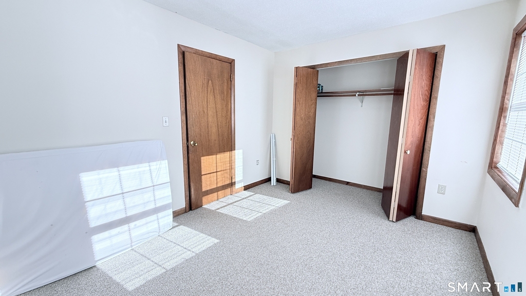 100 Misty Meadow Lane - Photo 5