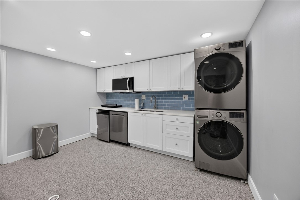 1542 Hawthorne St - Photo 28