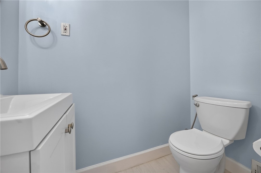 1542 Hawthorne St - Photo 7