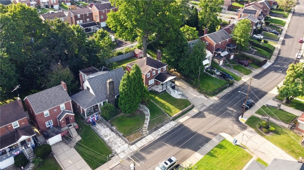 1542 Hawthorne St - Photo 36