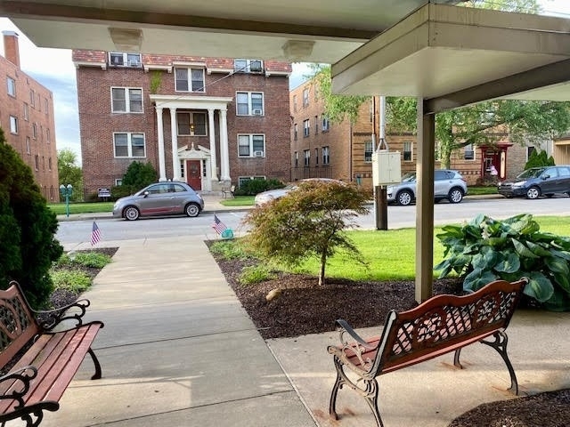 53 Academy Avenue - Photo 1