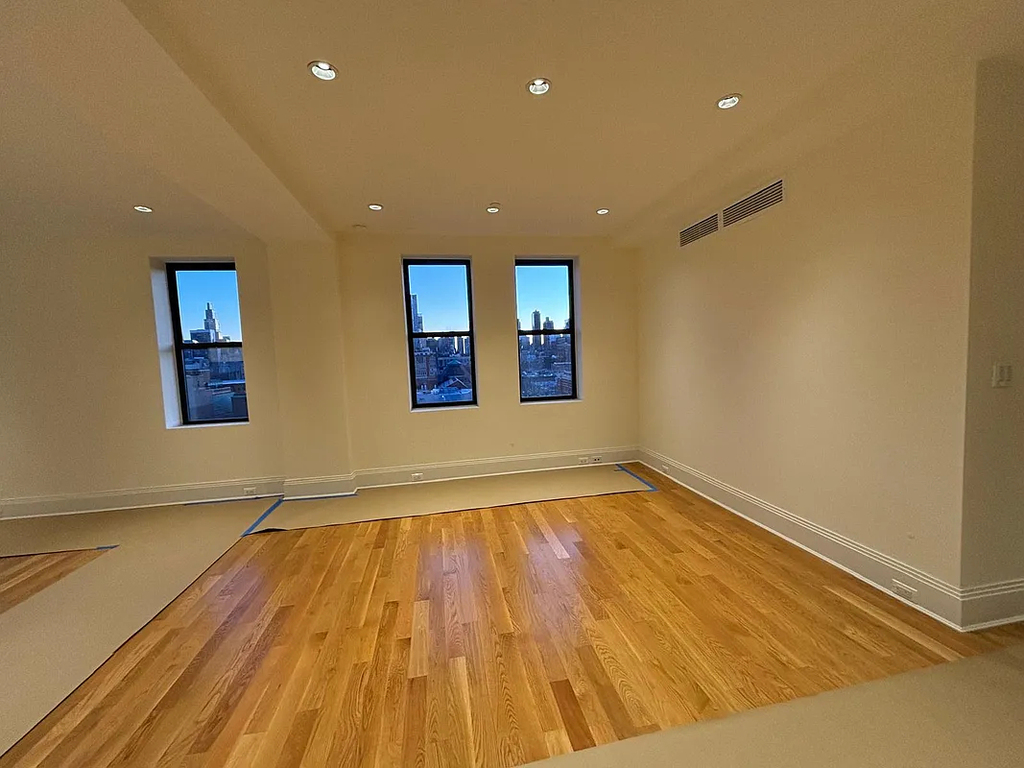 West 81st Street - Photo 10