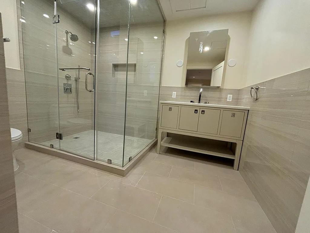 West 81st Street - Photo 13