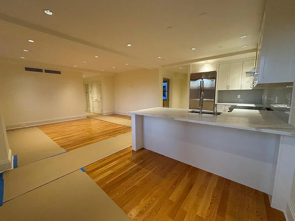 West 81st Street - Photo 5