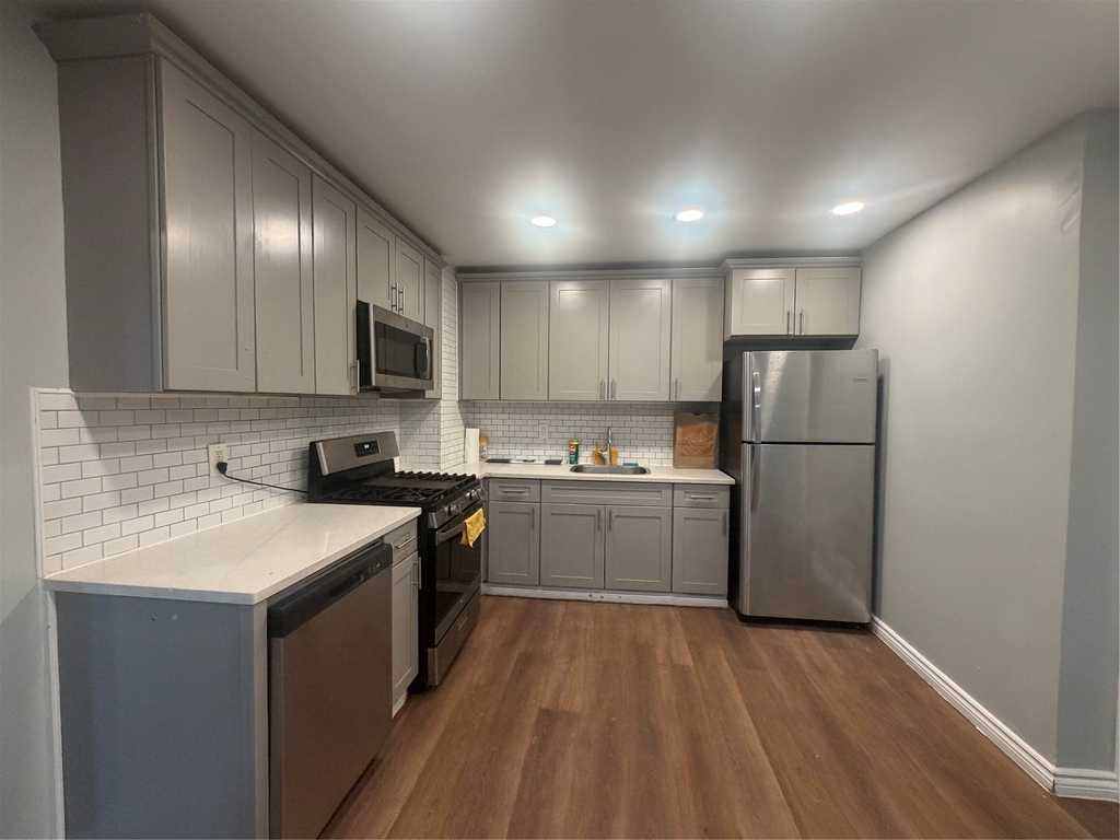 4 Thorp Street - Photo 2