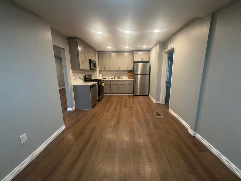 4 Thorp Street - Photo 4