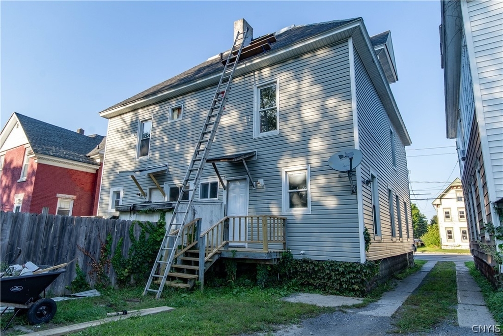 863 W Main Street - Photo 5