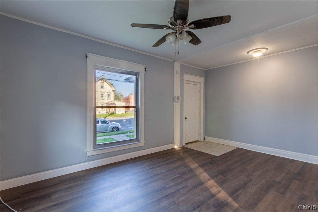 863 W Main Street - Photo 9