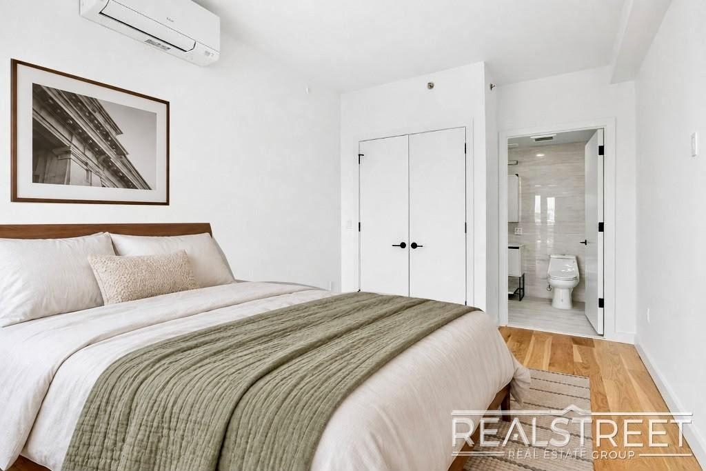 105 Rogers Avenue - Photo 5