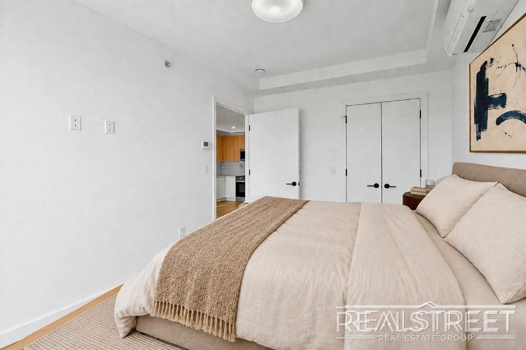 105 Rogers Avenue - Photo 6
