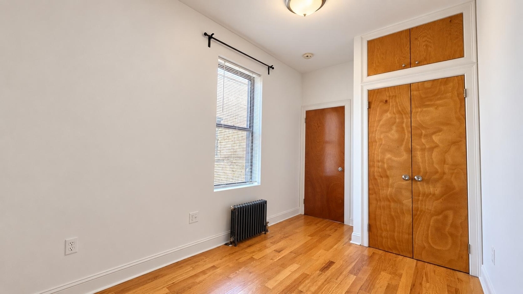 664 West 163rd Street - Photo 7