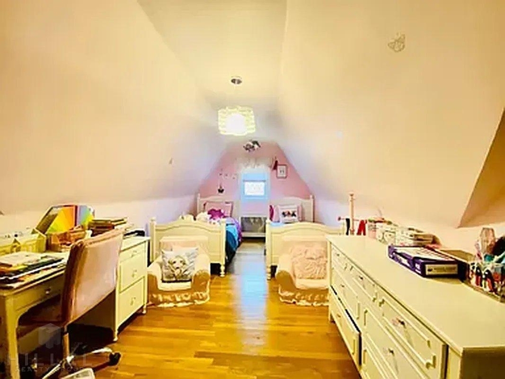 Tudor Road - Photo 5