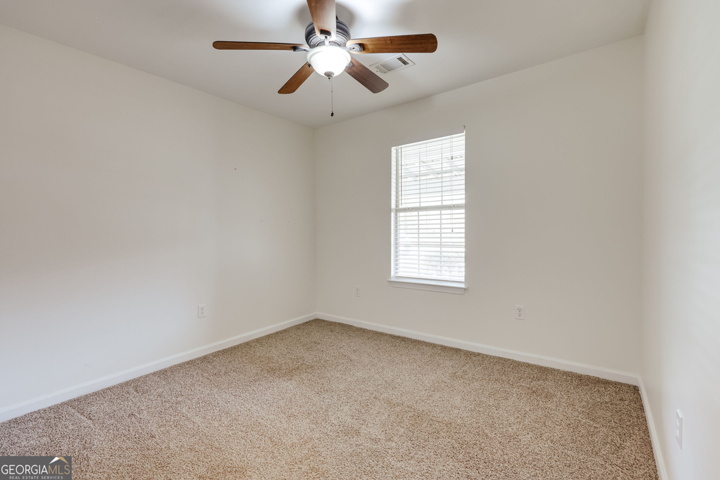 1021 Jessica Way - Photo 14