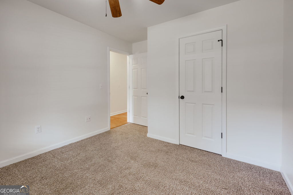 1021 Jessica Way - Photo 16