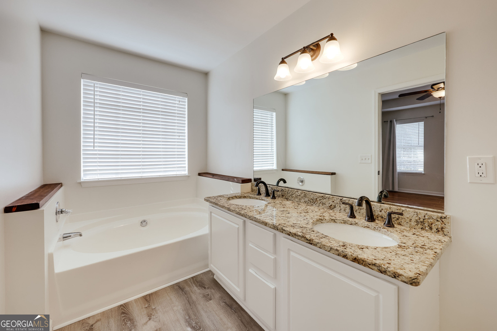 1021 Jessica Way - Photo 26