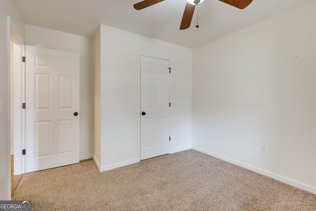 1021 Jessica Way - Photo 15