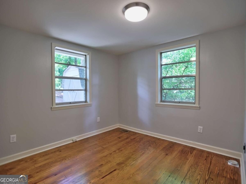 5465 Honeysuckle Trail - Photo 16