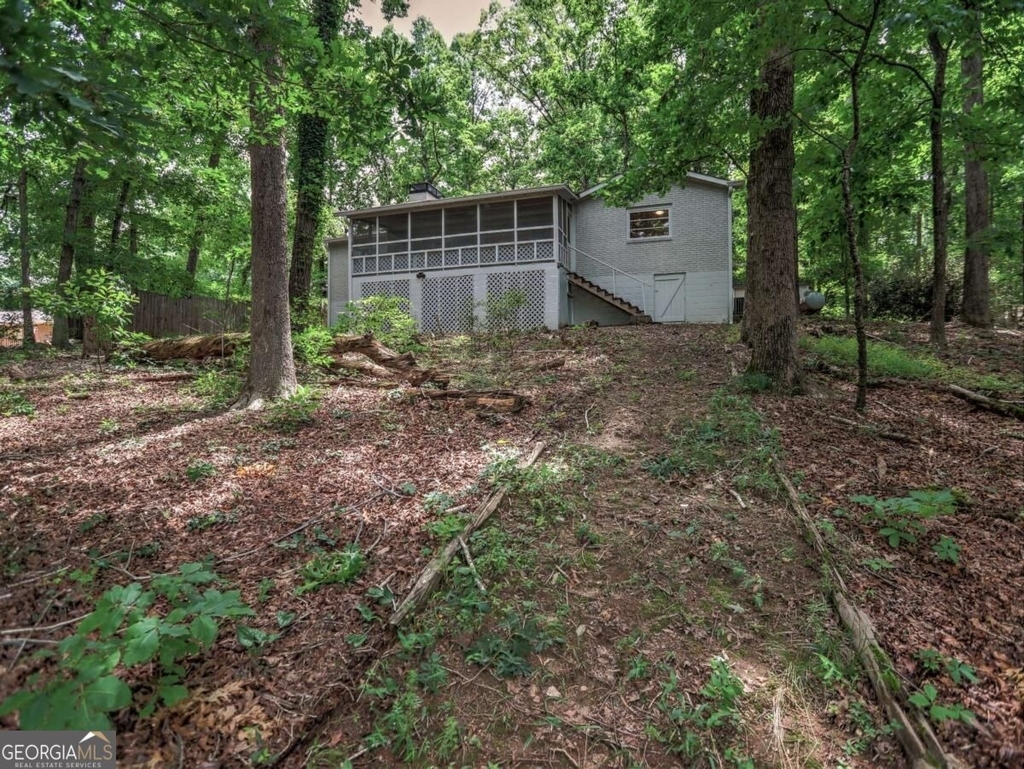 5465 Honeysuckle Trail - Photo 18