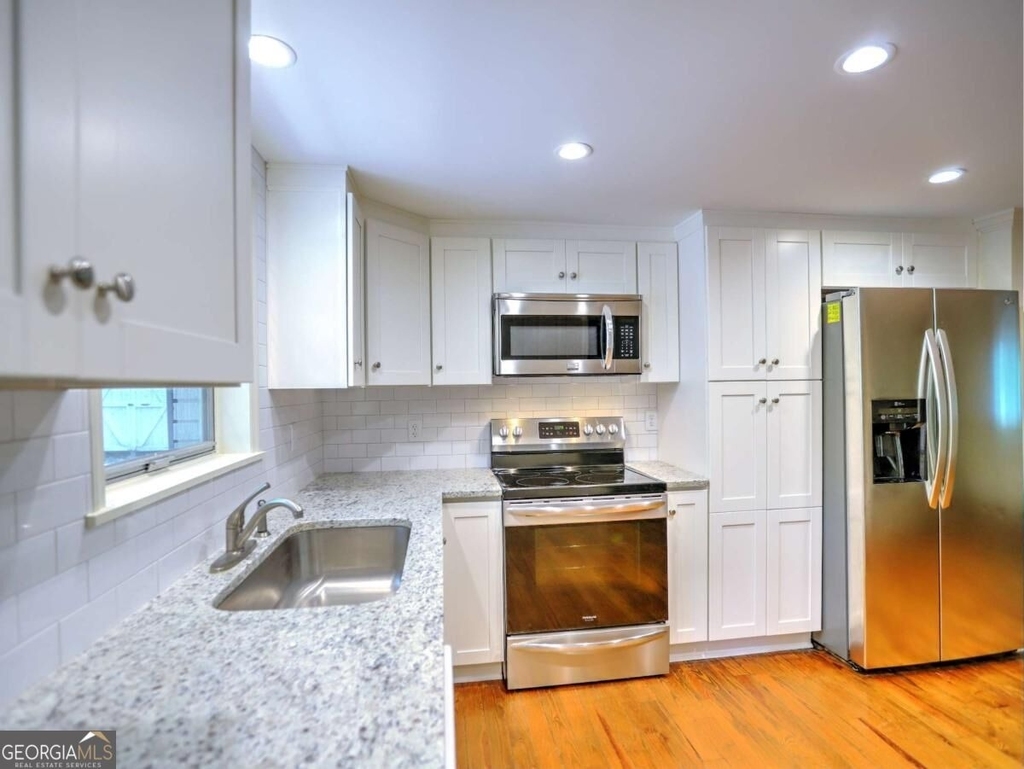 5465 Honeysuckle Trail - Photo 4