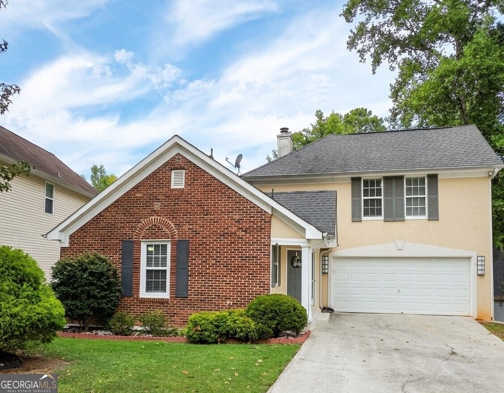 613 N Fairfield Drive - Photo 0