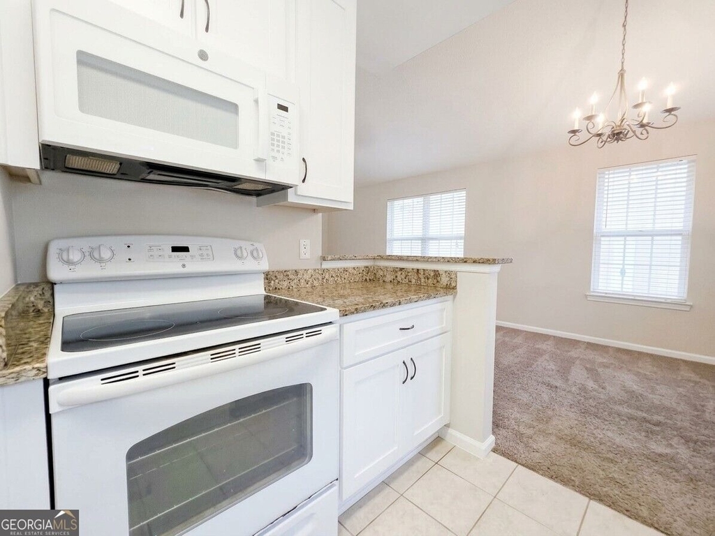 613 N Fairfield Drive - Photo 8