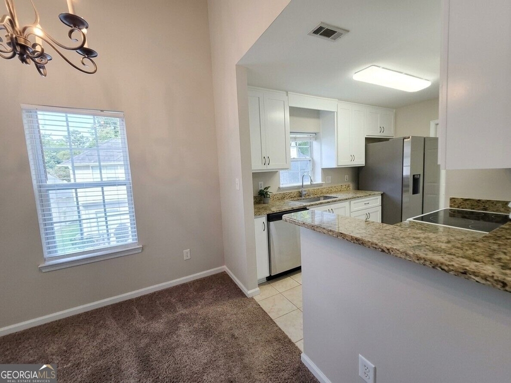613 N Fairfield Drive - Photo 6