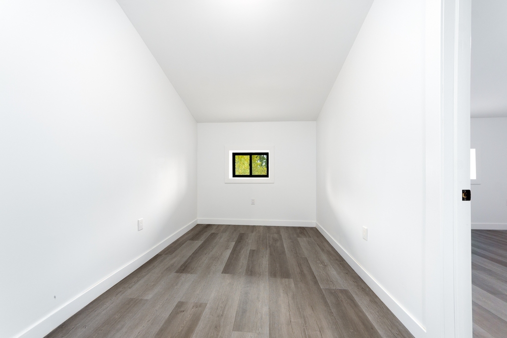533 Madison Street - Photo 13