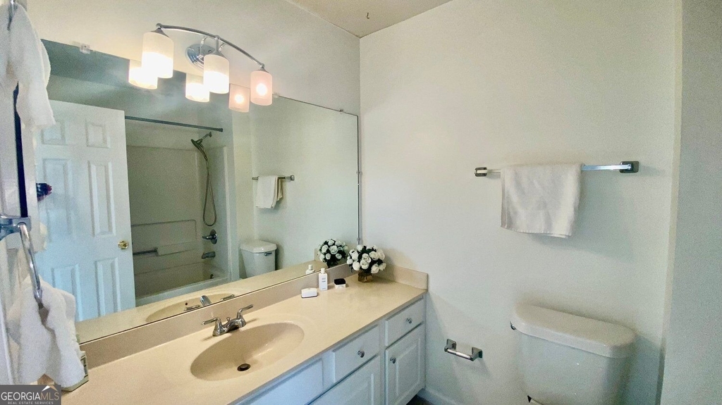 2121 Heritage Trace Drive - Photo 10
