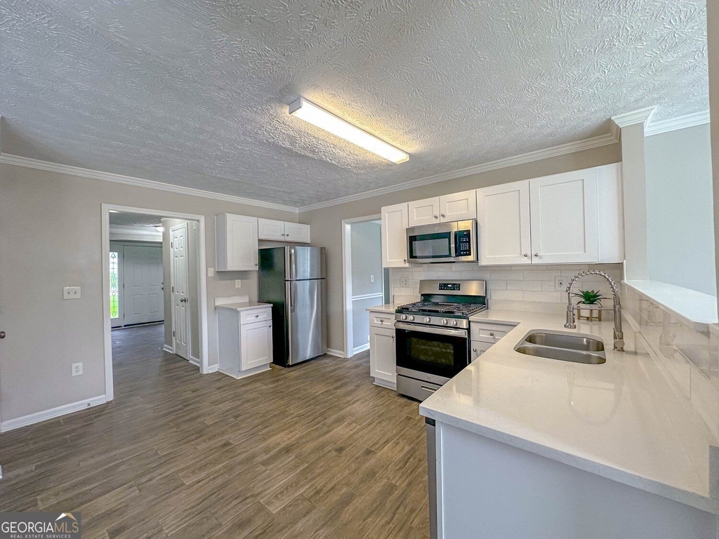1070 Big Haynes Drive - Photo 2