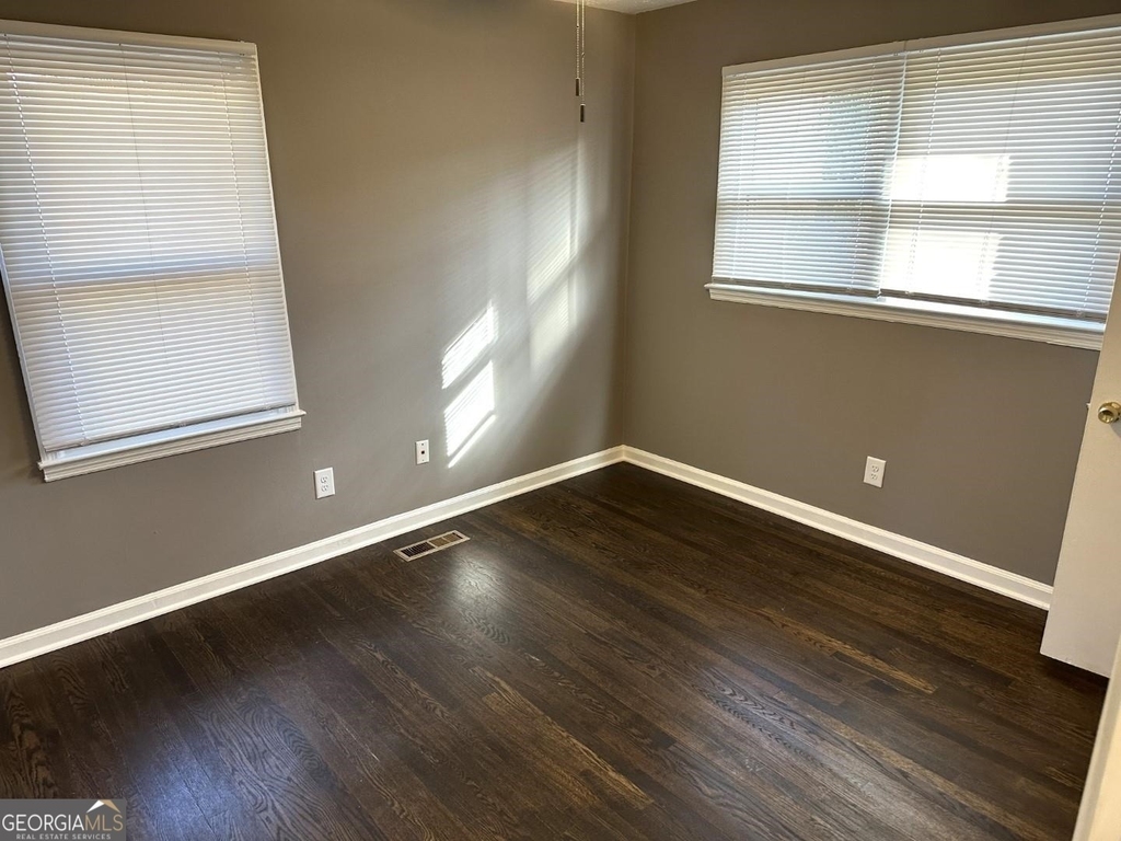 1545 Gaylor Drive - Photo 9