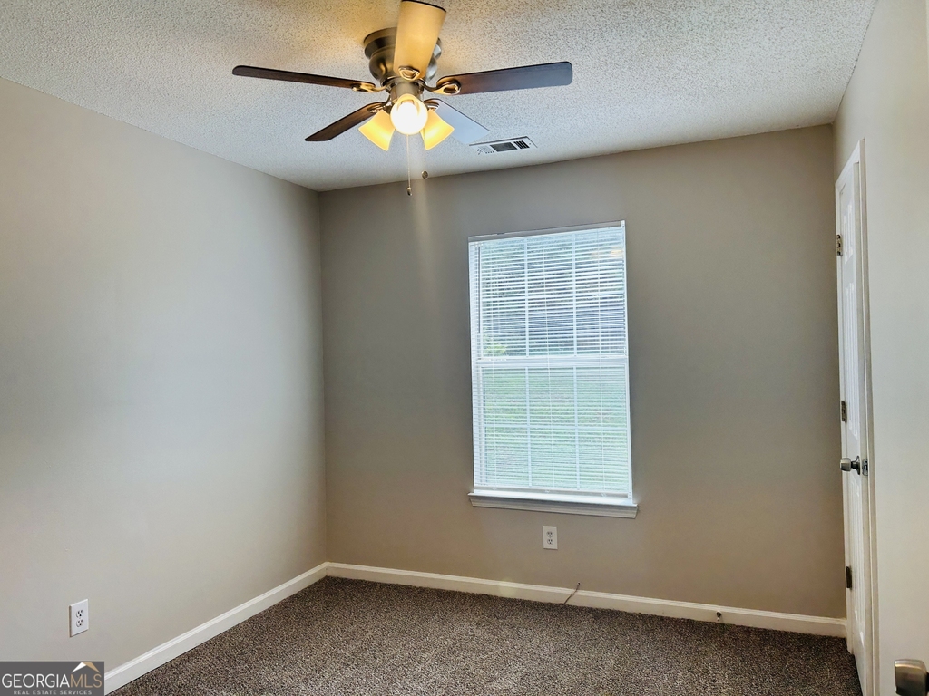 7018 New Dale Road - Photo 17