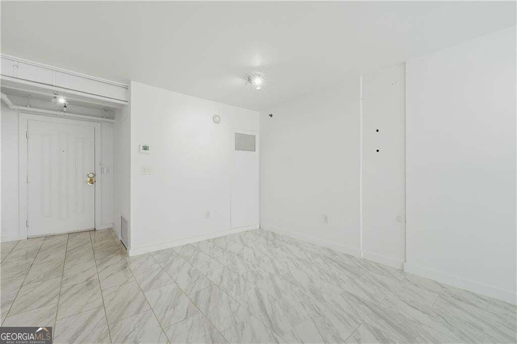 2870 Pharr Court South Nw - Photo 8