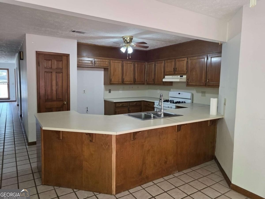 1400 Gateside Court - Photo 5