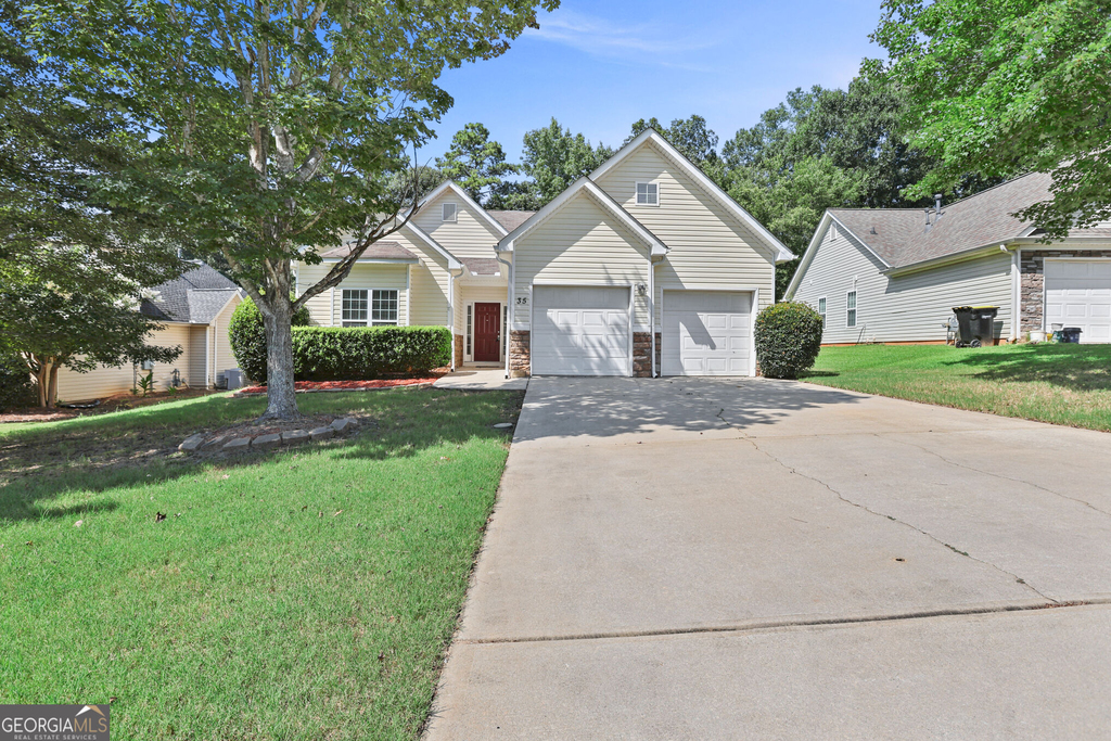 35 Bedford Park Drive - Photo 1