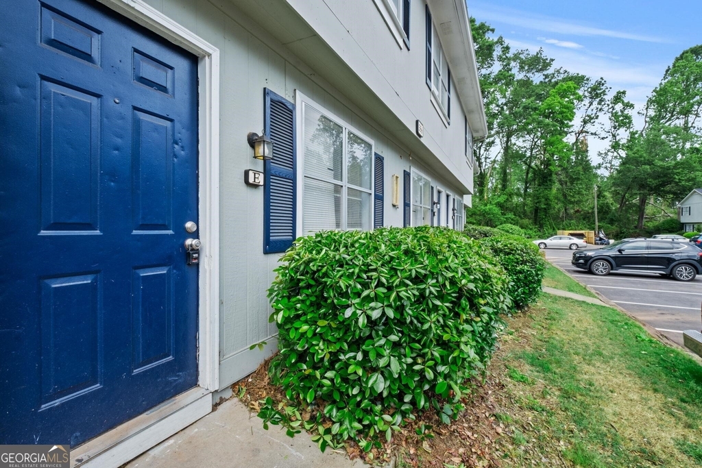 362 N 19th Street - Photo 2