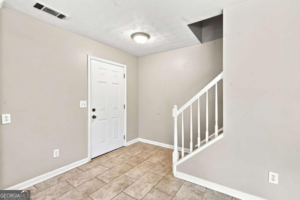 5557 Clover Rise Lane - Photo 5